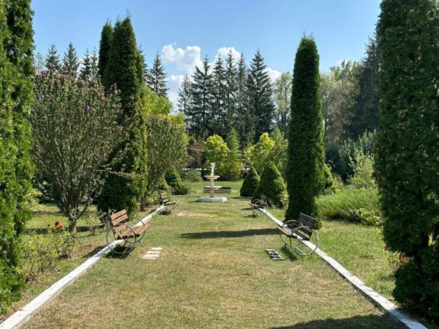 gradina Casa Hozeva